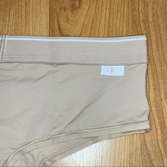 Calvin Klein One High-Waist Thong - Picture 5 of 9